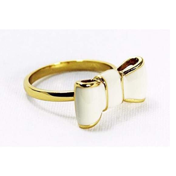 KATE SPADE • Take A Bow Bow Ring - Picture 2 of 8